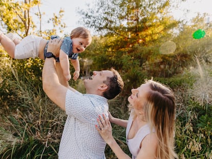 Kaia Nathalie Klaumann with her husband and son Calvin.