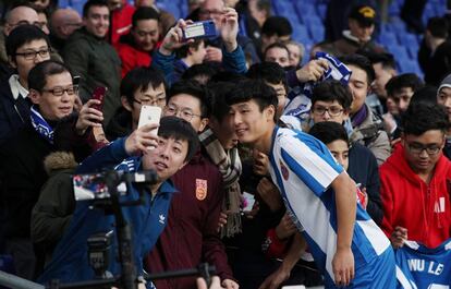 Wu Lei, en el RCDE Stadium de Cornellà.