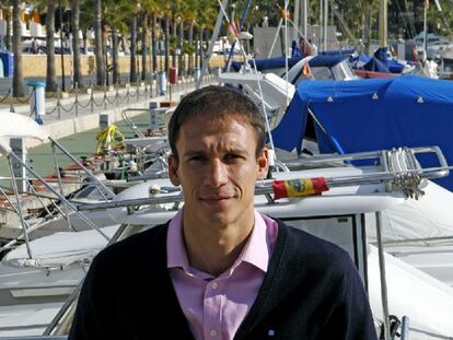 De Miguel Bravo: "Con la crisis es más difícil ser futbolista".