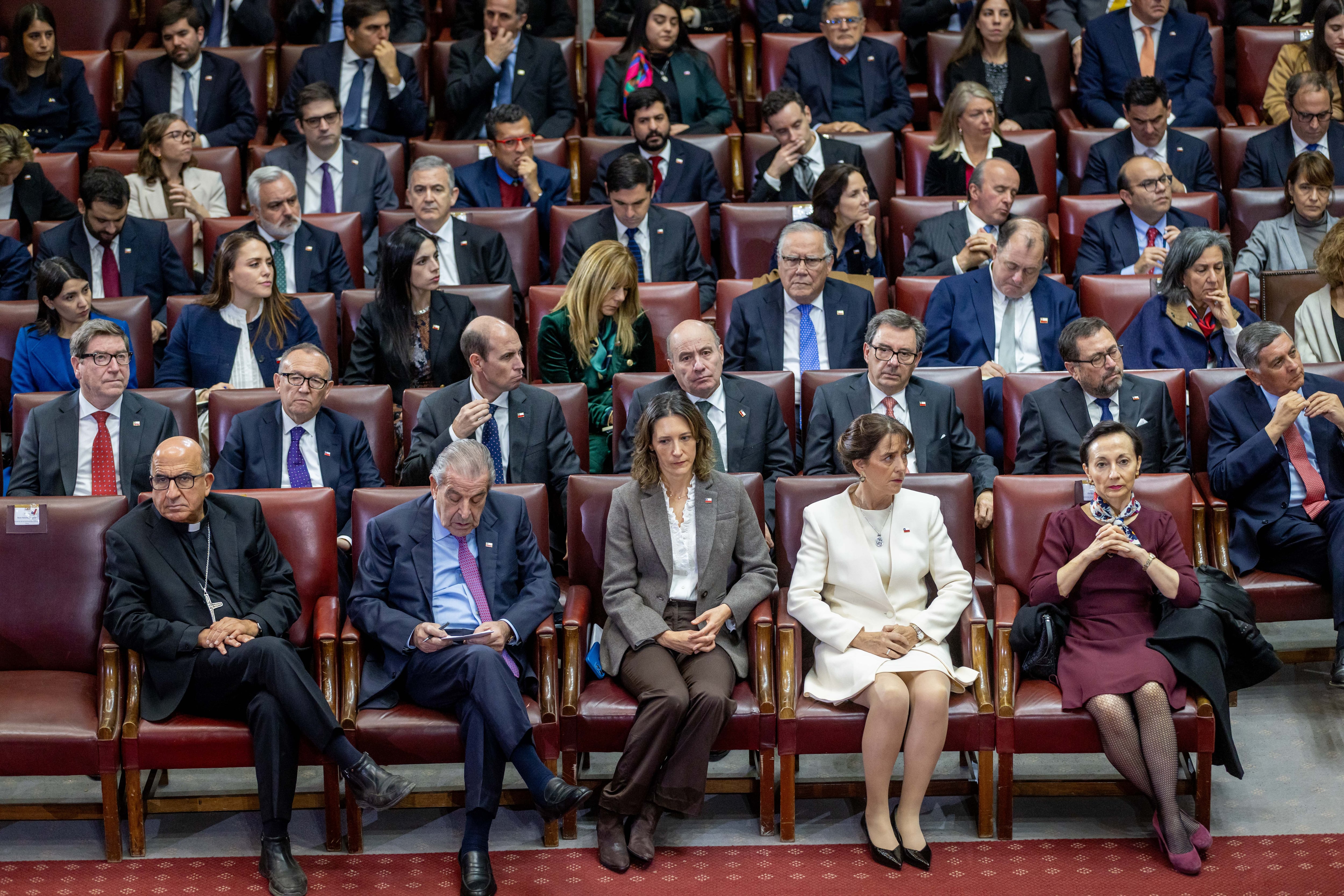 Asistentes a la primera Cuenta Pública de José Antonio Kast.