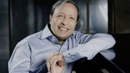 El pianista Murray Perahia en una foto promocional.