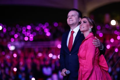 El gobernador de Durango y su esposa Marisol Rosso de Villegas, también titular del DIF estatal.