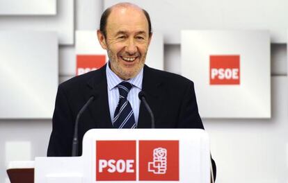 Alfredo Pérez Rubalcaba, esta mañana en Ferraz.