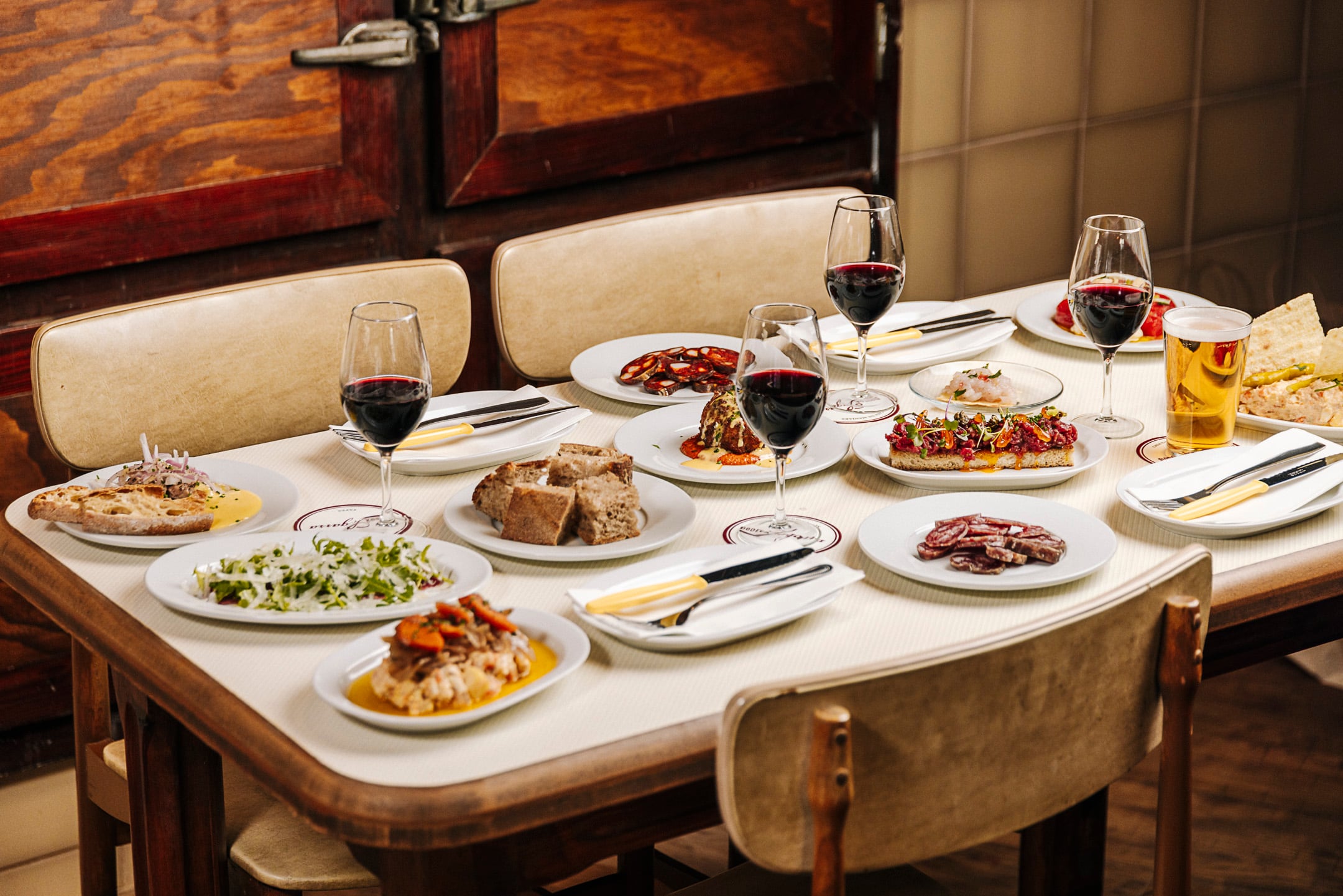 2025: i ristoranti e bar più rilevanti in Catalogna