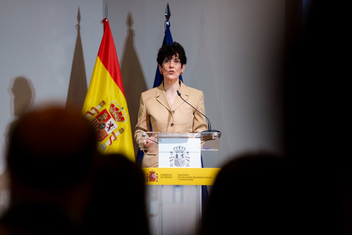 Gobierno español enfrenta presión por aumento de cuotas a autónomos