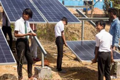 Los alumnos aprenden disciplinas tradicionales y teóricas pero también otras más modernas y prácticas