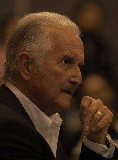 Carlos Fuentes, ayer en la Feria de Guadalajara.