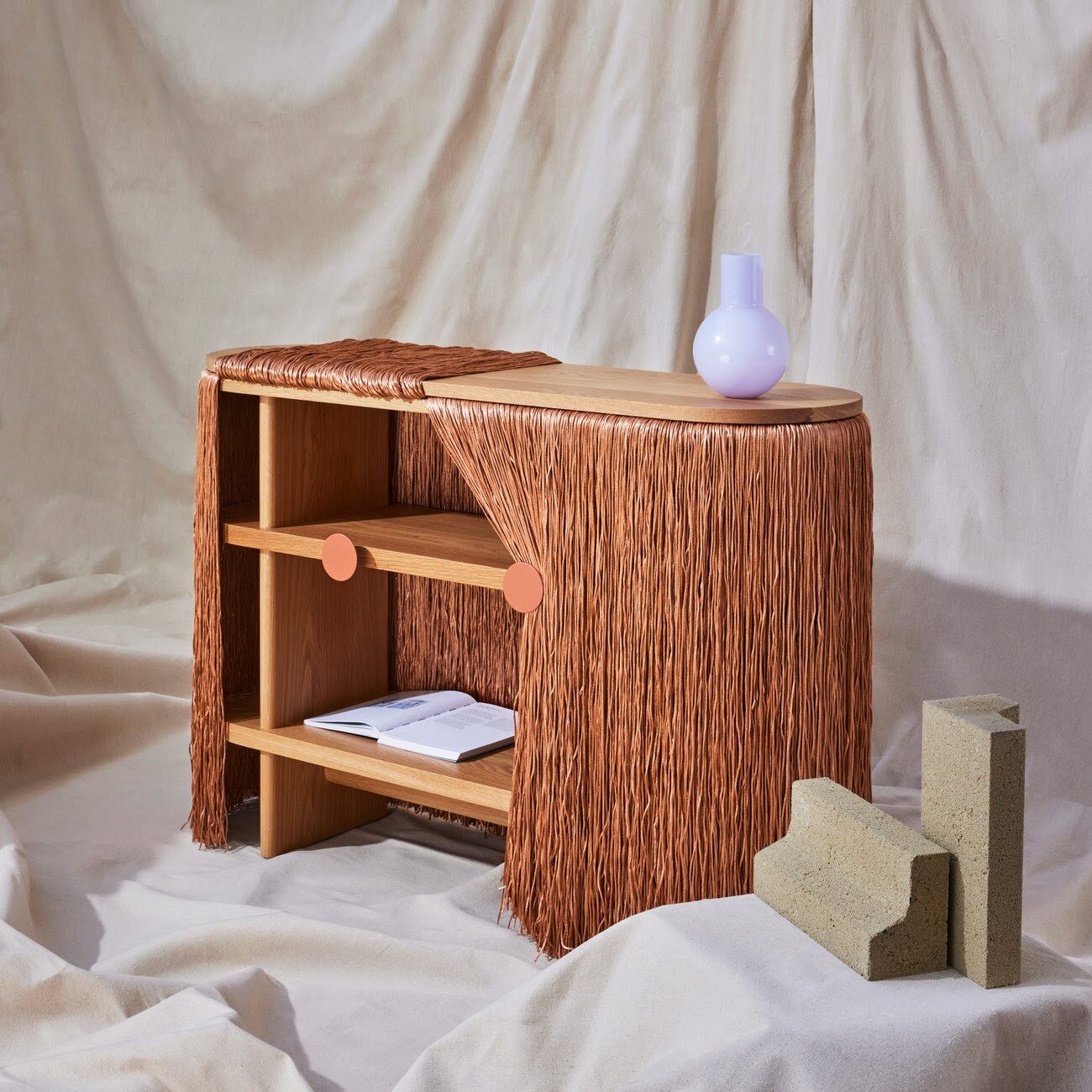 Consola Weaver, diseño de Elliat Rich para Design by Them.