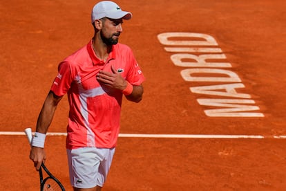 Djokovic, este sábado durante su partido ante Arnaldi.