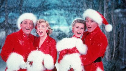 Bing Crosby, Rosemary Clooney, Vera-Ellen y Danny Kaye en Blanca Navidad, de Michael Curtis (1954).