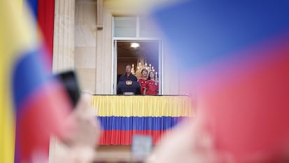 El presidente Gustavo Petro en un balcón de Casa de Nariño, este martes.