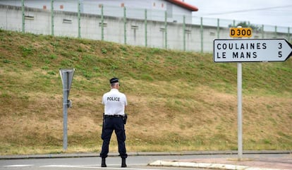 Exteriores de la prisión francesa de Le Mans Les Croissetes.