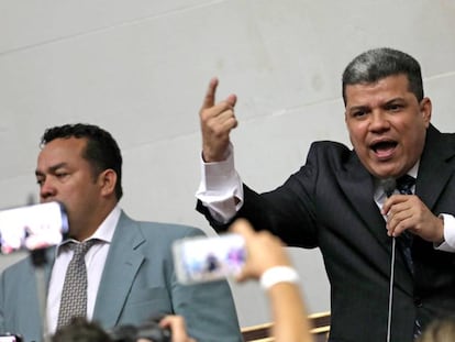 Luis Parra, durante su disputada elección como presidente de la Asamblea Nacional. 