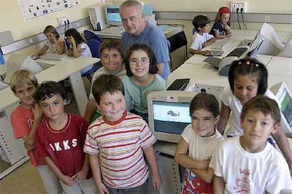 Clase de informática en la ikastola Orokieta de Zarautz (Guipúzcoa).