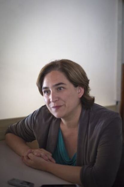 Ada Colau, durant l&#039;entrevista amb EL PA&Iacute;S