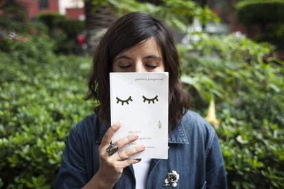 La escritora mexicana Paulette Jonguitud, en Coyoacán.