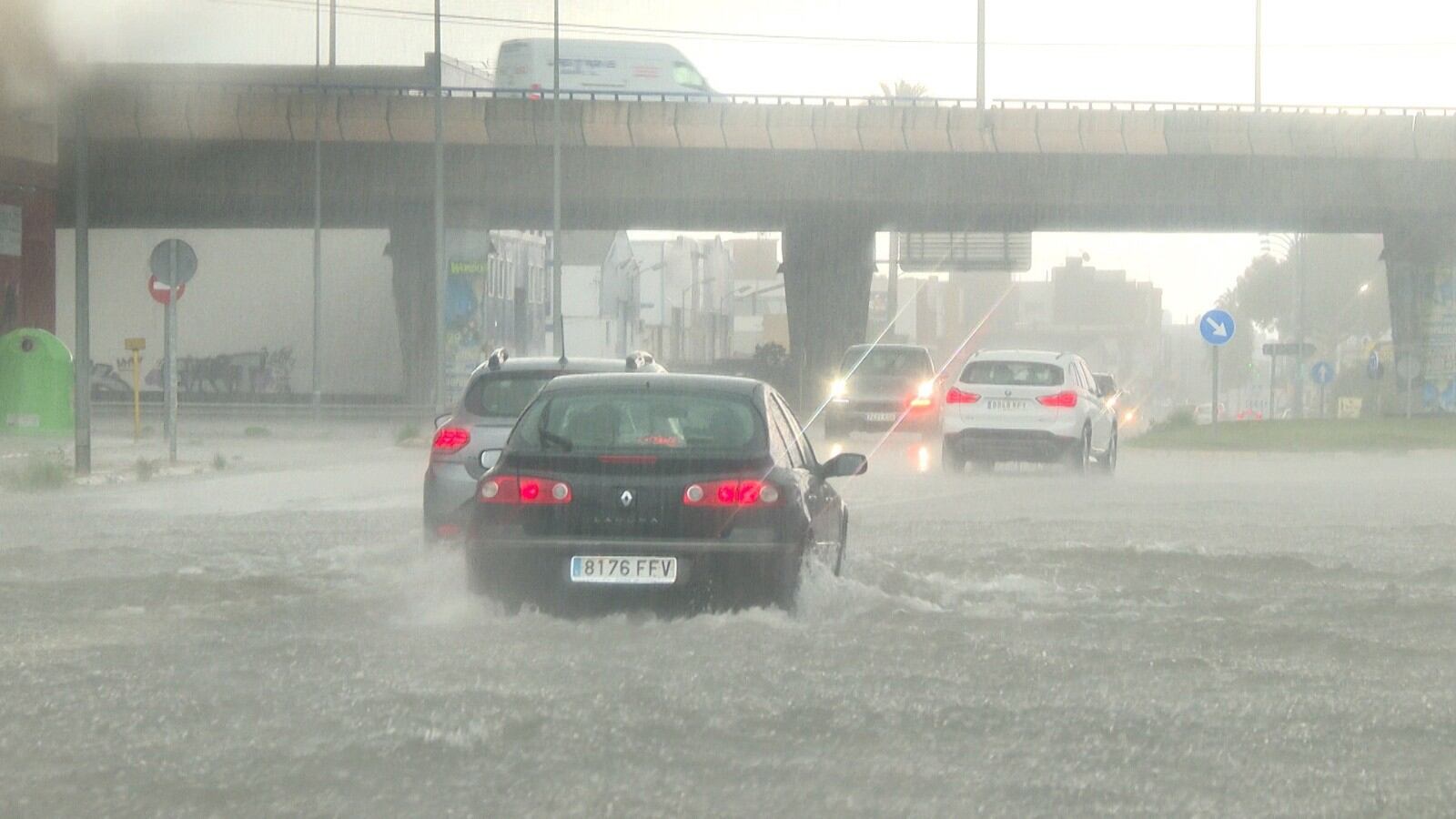 La dana Alice provoca lluvias torrenciales y cortes de carreteras en la Comunidad Valenciana