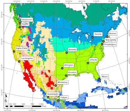 El mapa muestra la ubicación de las 16 sedes del mundial. Los colores marcan los límites de cada zona climática. Hay nueve diferentes en las que habrá partidos.