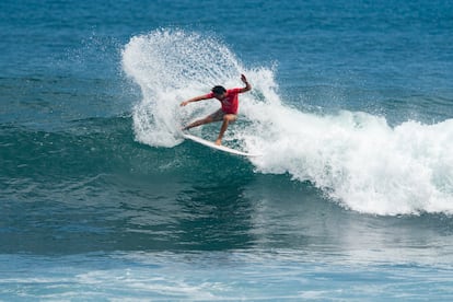 Bryan Pérez, la joven promesa del surf salvadoreño