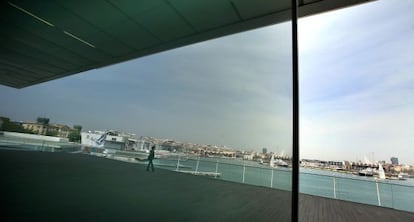 Panor&aacute;mica de la Marina Real desde el edificio Veles e Vents. 