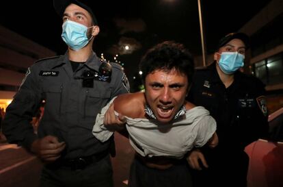 Protesta en Tel Aviv contra el primer ministro del país, Benjamin Netanyahu.