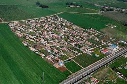 Vista aérea de la parcelación ilegal de Las Pitas.