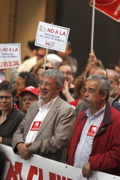 Gordo y Pérez, en la manifestación del Canal de Isabel II.