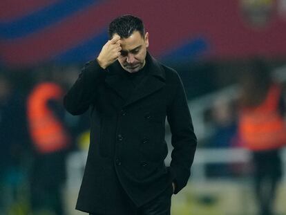 El técnico del Barça, Xavi Hernández, durante el partido ante el Villarreal.