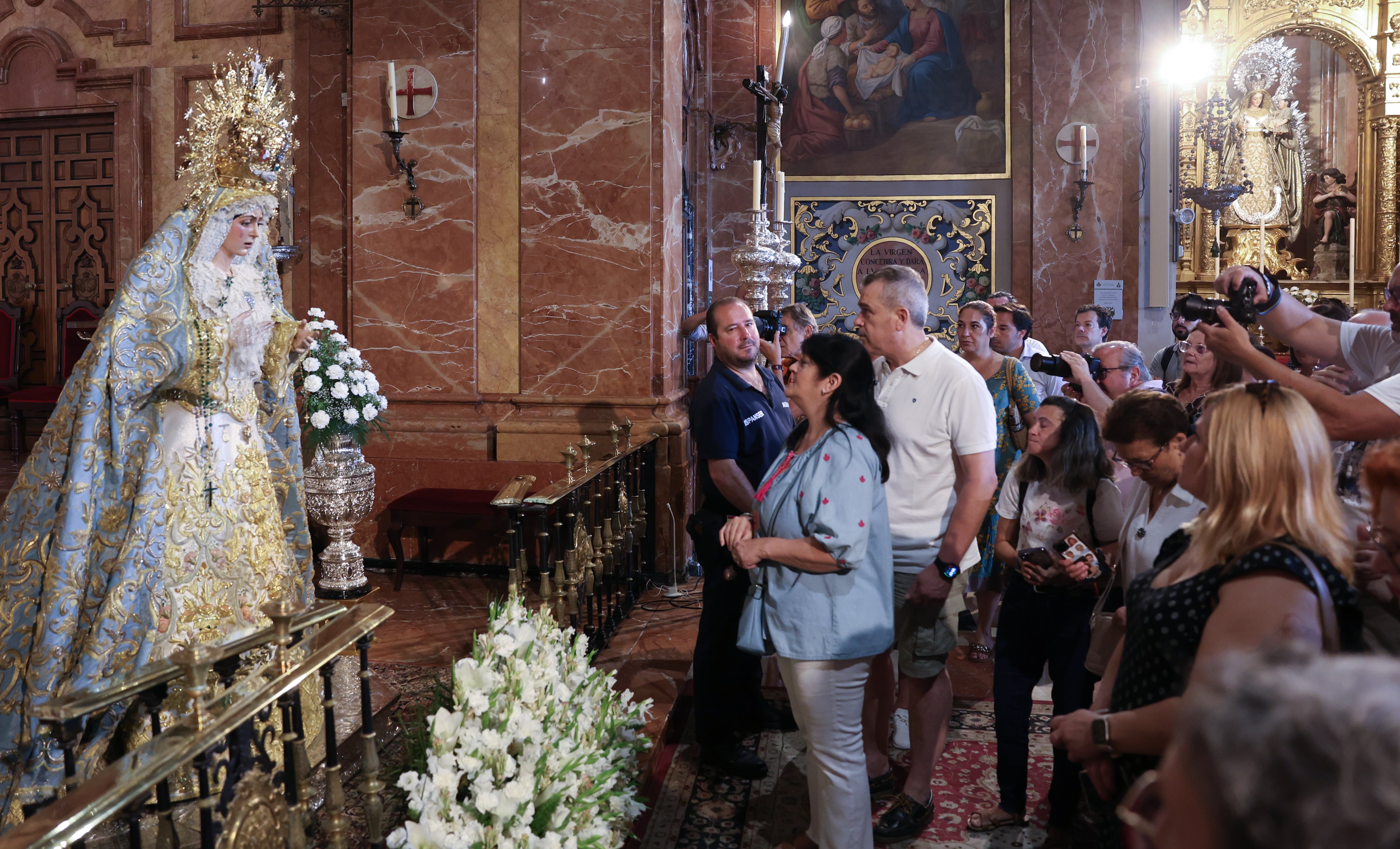 La Virgen de La Macarena de Sevilla, este lunes, después de ser restaurada.