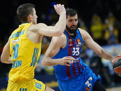 Mirotic supera a Tim Schneider