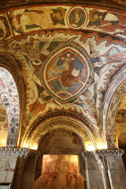 Pinturas murales del Panteón Real, restauradas en los años ochenta del siglo XX, una de las joyas del Museo de San Isidoro.