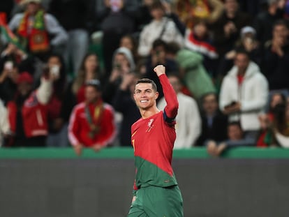 Cristiano Ronaldo celebra un gol en un partido de la selección portuguesa contra Liechtenstein en Lisboa en marzo pasado.