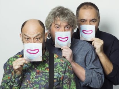 Pepe Colubi, Javier Coronas y Javier Cansado en la presentaci&oacute;n de Comedia contra el drama.