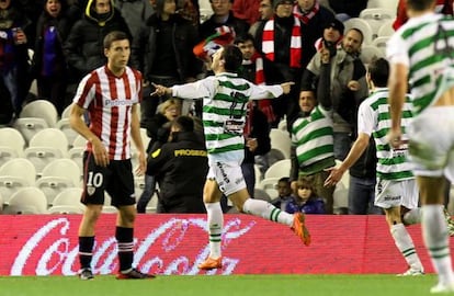 Arruabarena celebra el gol del Eibar.