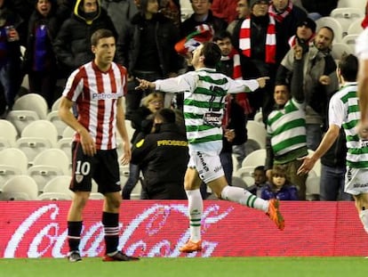 Arruabarena celebra el gol del Eibar.