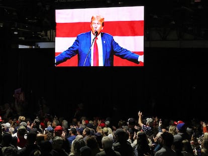 El expresidente Donald Trump durante su intervención en un acto de campaña para las elecciones presidenciales de 2024 en Reno (Nevada), el pasado 17 de diciembre.