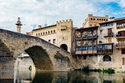 Puente medieval sobre el río Matarraña, en Valderrobres.