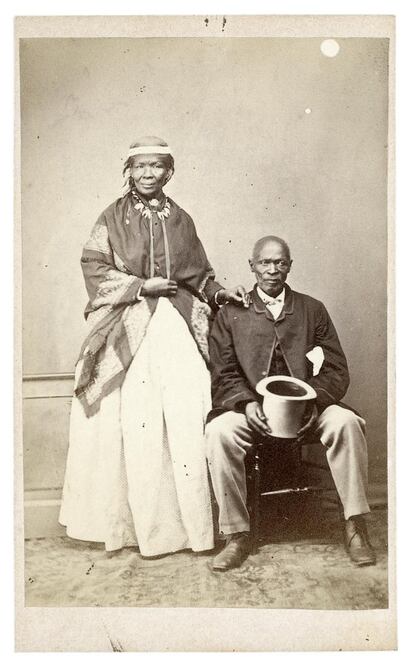 'Macomo and his chief wife, 1869'. 