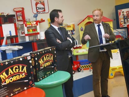 The heads of the OHIM and the Spanish Association of Toymakers.