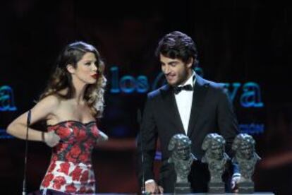 La actriz Juana Acosta y su compañero Maxi Iglesias, en la gala de entrega de los Premios Goya del pasado día 19