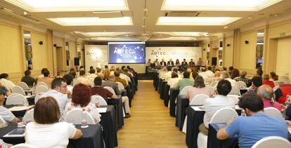 Asamblea de AOTEC.