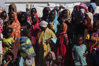 Personas atrapadas en El Fasher en Sudán