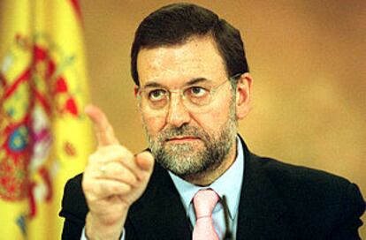 El vicepresidente primero del Gobierno, Mariano Rajoy, tras el Consejo de Ministros de ayer.