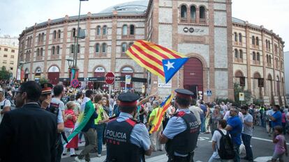 Mossos d'Esquadra en l'inici de campanya a Tarragona.