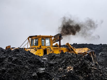 An excavator in the coal deposits of the Rek Bitola thermal power plant in North Macedonia.