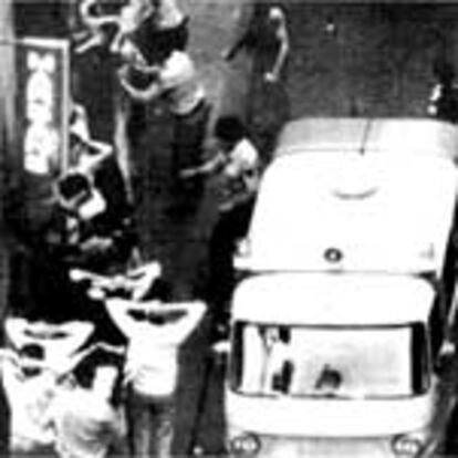 Momento de la detención de los secuestradores por miembros de los Grupos Especiales Operativos (GEO)