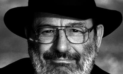 Retrato de Umberto Eco.