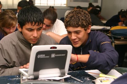 <span >La educación latinoamericana en proceso de transformación. Programa Conectar Igualdad en Argentina.</span>