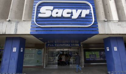 Fachada de la sede de Sacyr, en el paseo de la Castellana 83- 85 de Madrid.