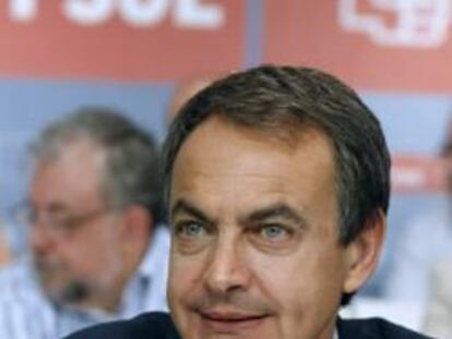 El presidente del Gobierno y lider del PSOE, José Luís Rodríguez Zapatero, durante una reunión del Comité Federal de este partido.